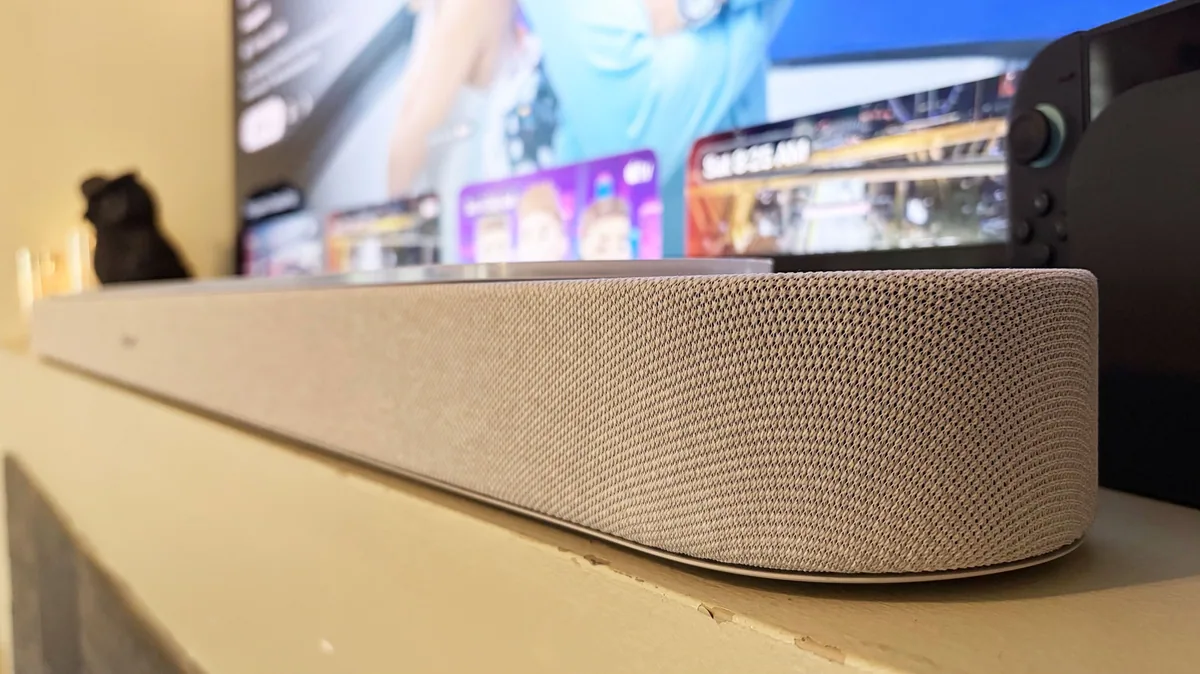 Bose Soundbar Combines TV and Music Audio