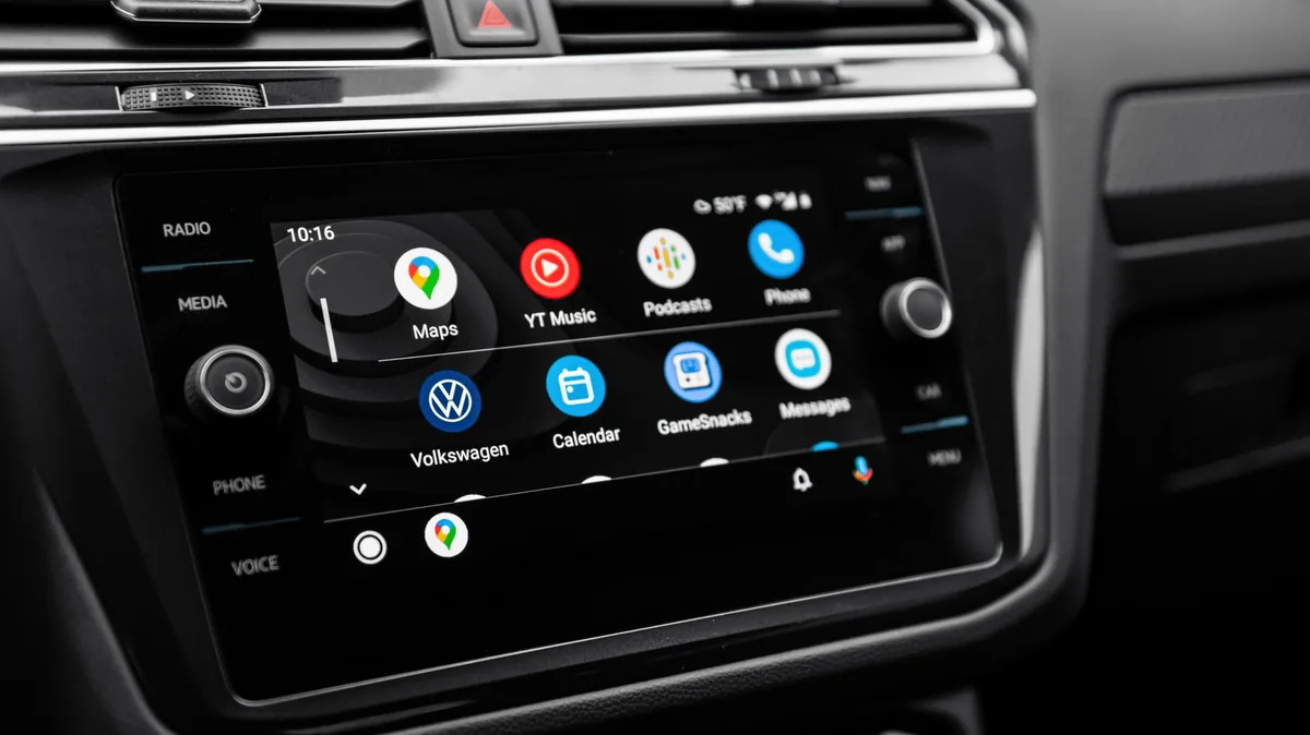 Android Auto call issues found on foldable phones